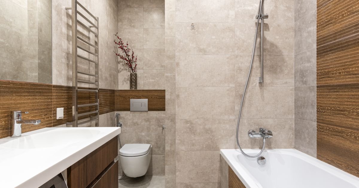 curbless shower small bathroom - Illustration 1