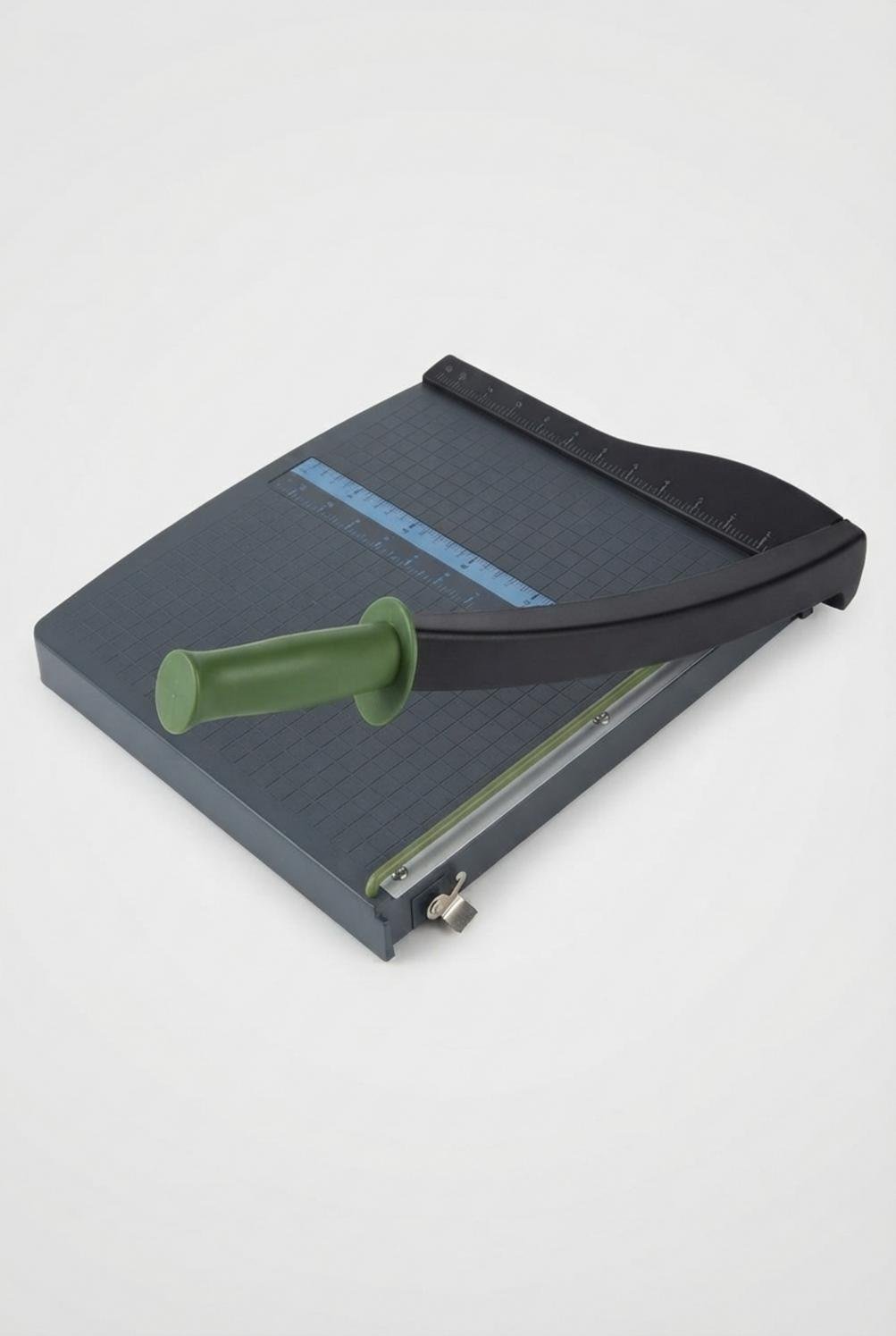 paper cutter in action